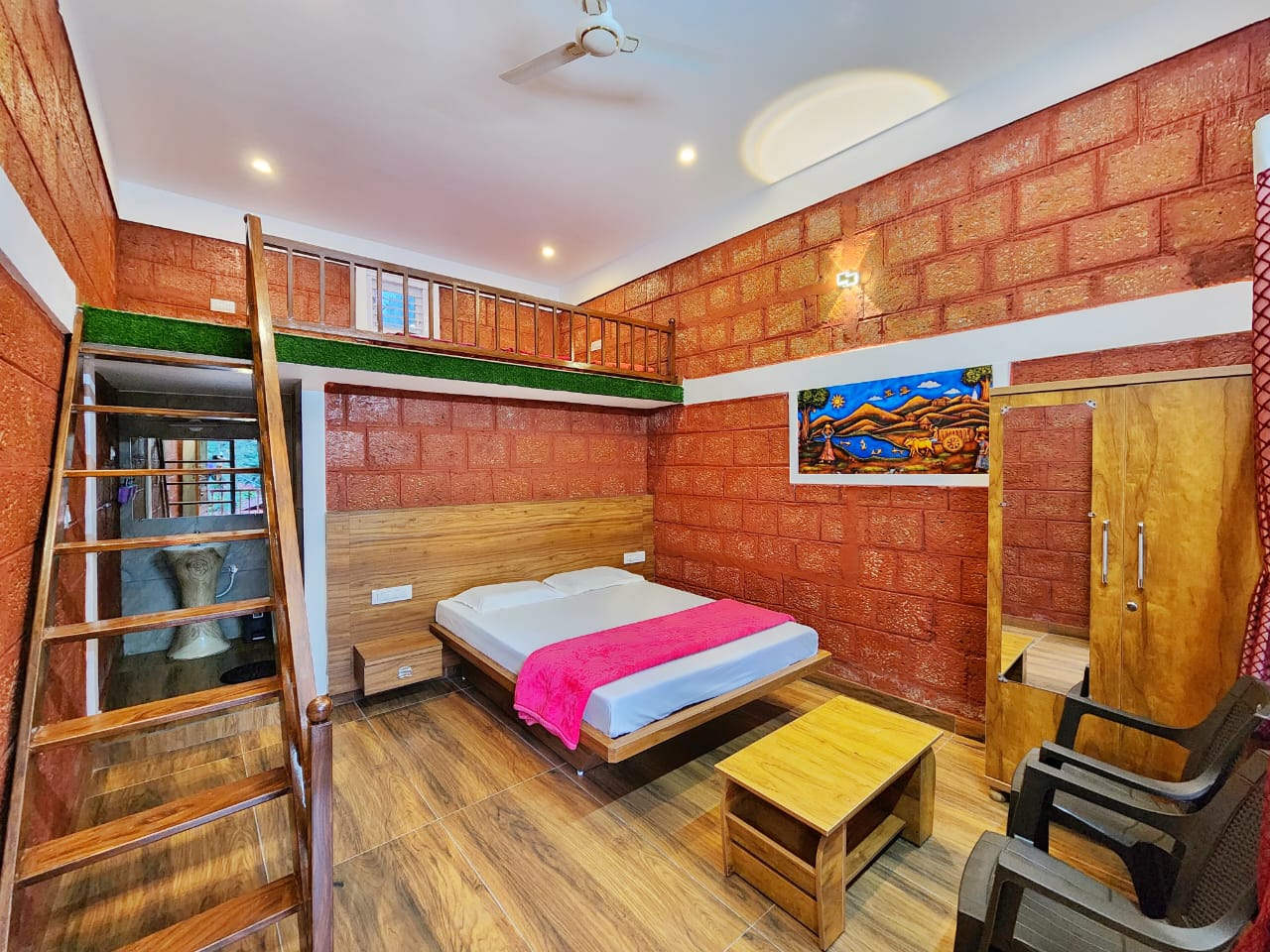 Stoneage room with loft bed