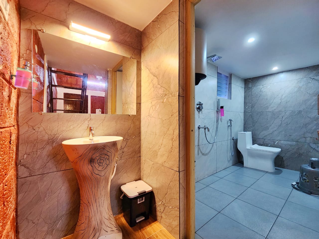 Stoneage marble bathroom